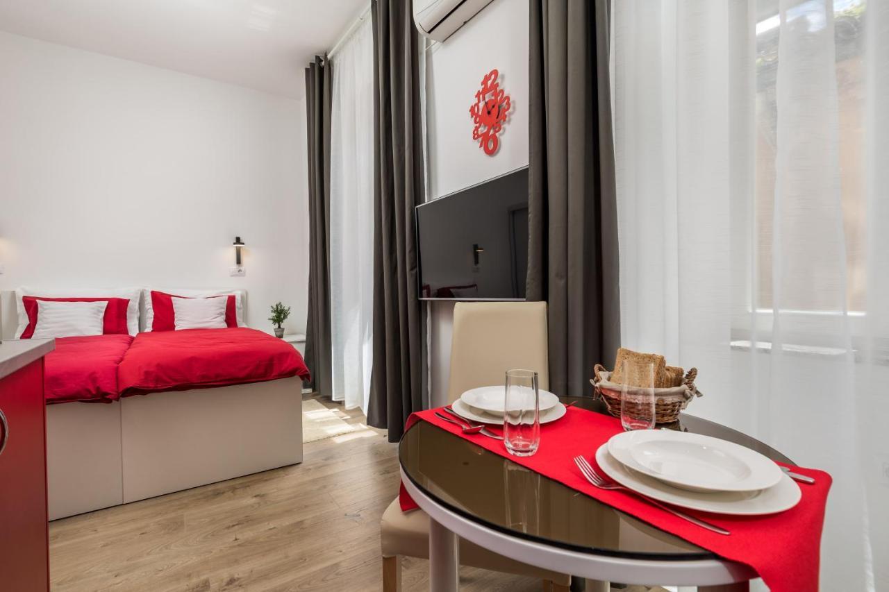 Quiet Center Apartments Rijeka Luaran gambar