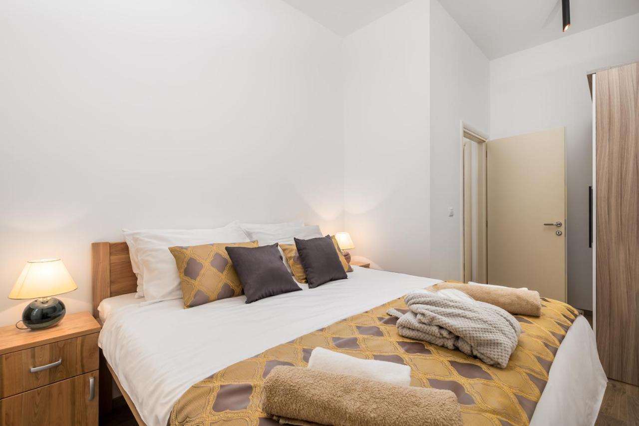 Quiet Center Apartments Rijeka Luaran gambar