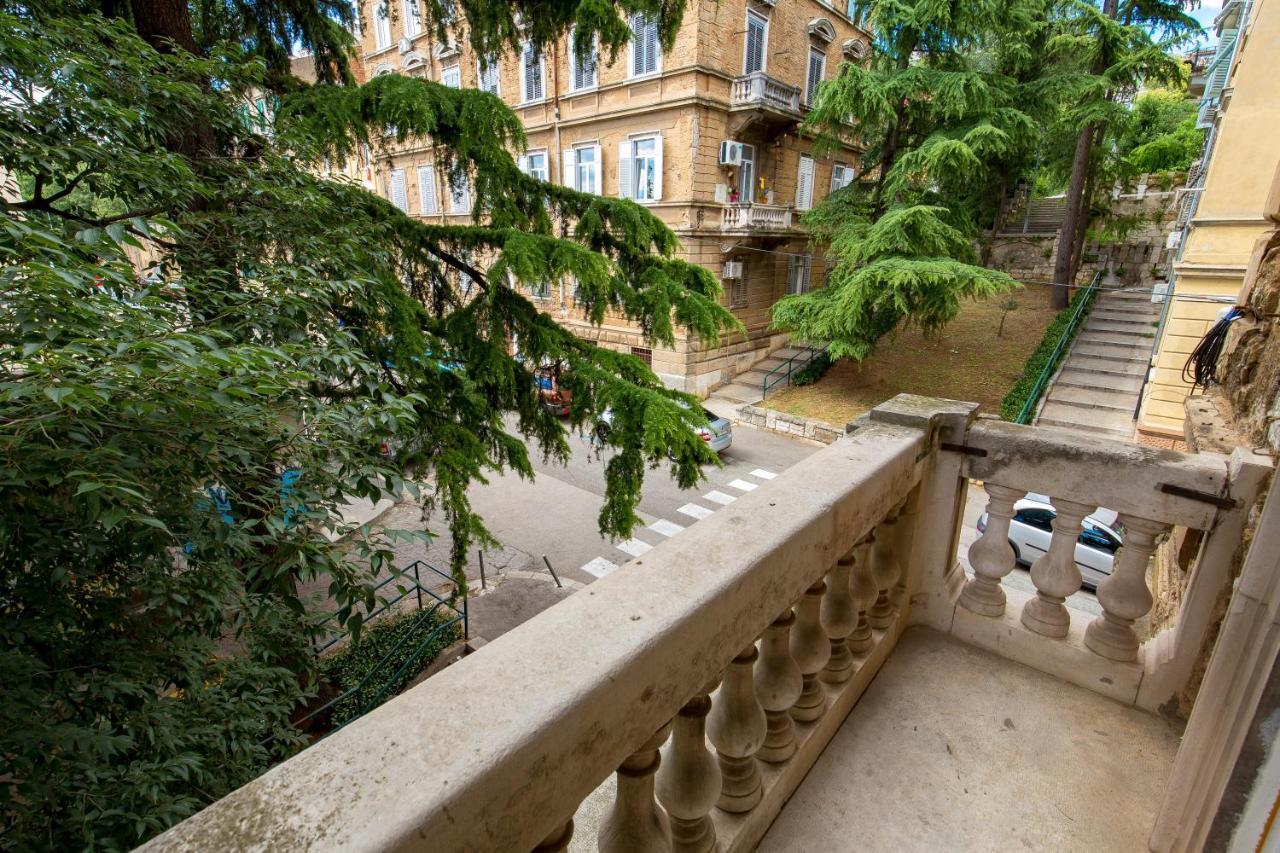 Quiet Center Apartments Rijeka Luaran gambar